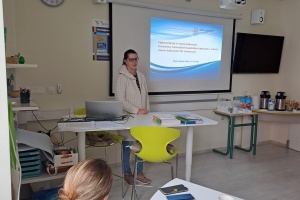 Usposabljanja za zagotavljanje in izboljševanje kakovosti v PSI na ljudskih univerzah